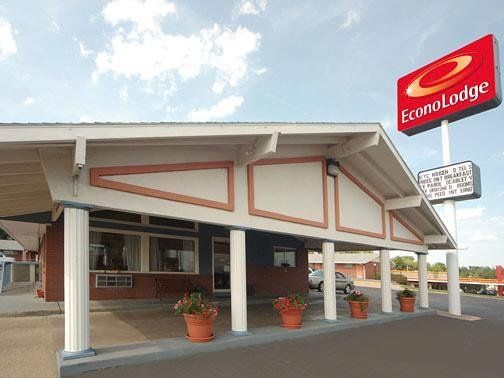 Econo Lodge Pratt 外观 照片